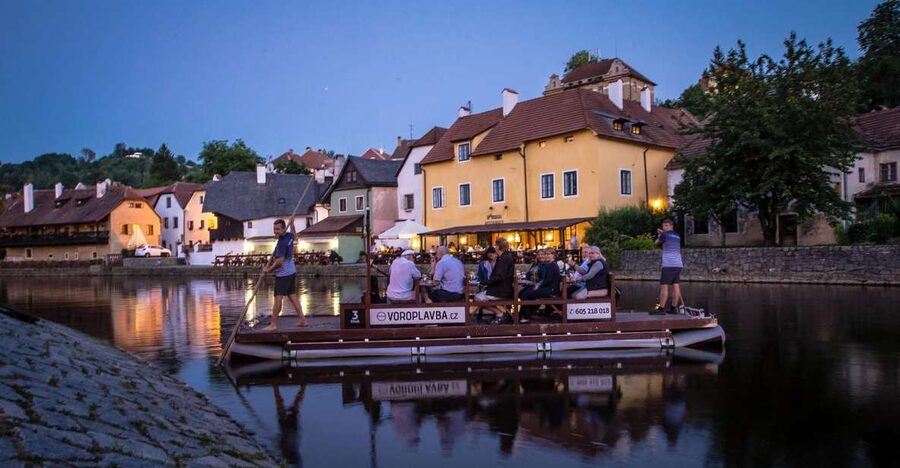 Český Krumlov: Advent Wooden Raft River Cruise - Why See Český Krumlov From the Vltava?
