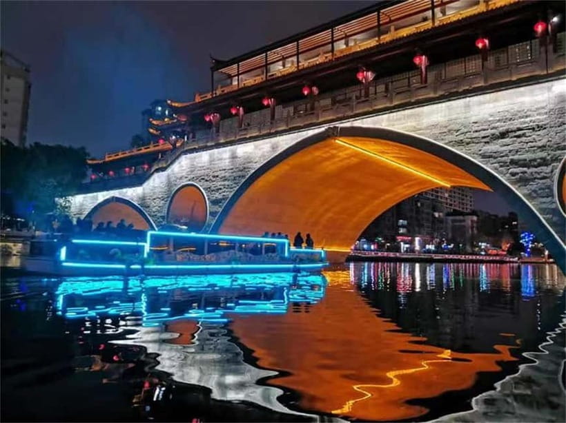 Chengdu: JinJiang River Night Cruise Tickets - What the $38 price really includes