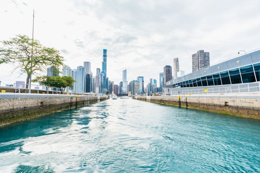 Chicago: 1.5-Hour Lake and River Architecture Cruise - The best skyline photographs come from the lake