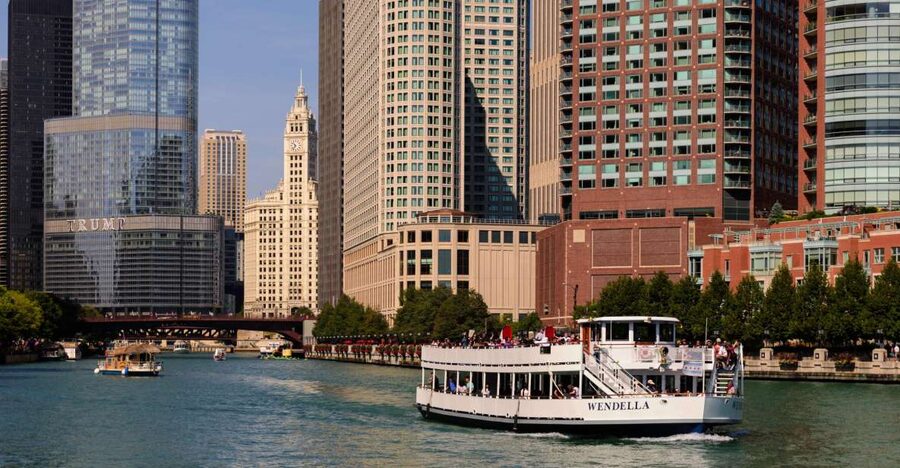 Chicago: 45-Minute Family-Friendly Architecture River Cruise - Key things to know before boarding