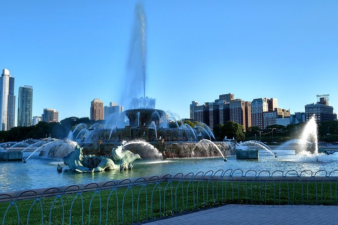 Chicago City Tour with Architecture River Cruise Option - Buckingham Fountain and the lakefront