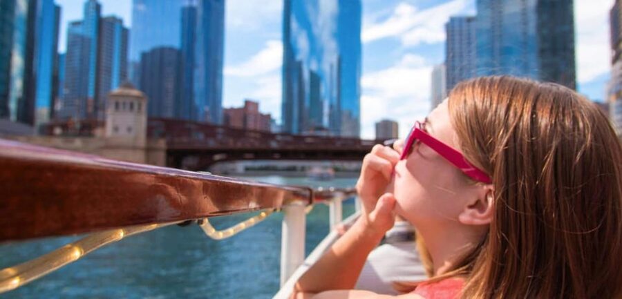 Chicago: First Lady River Cruise & Architecture Center Combo - What the live docent adds