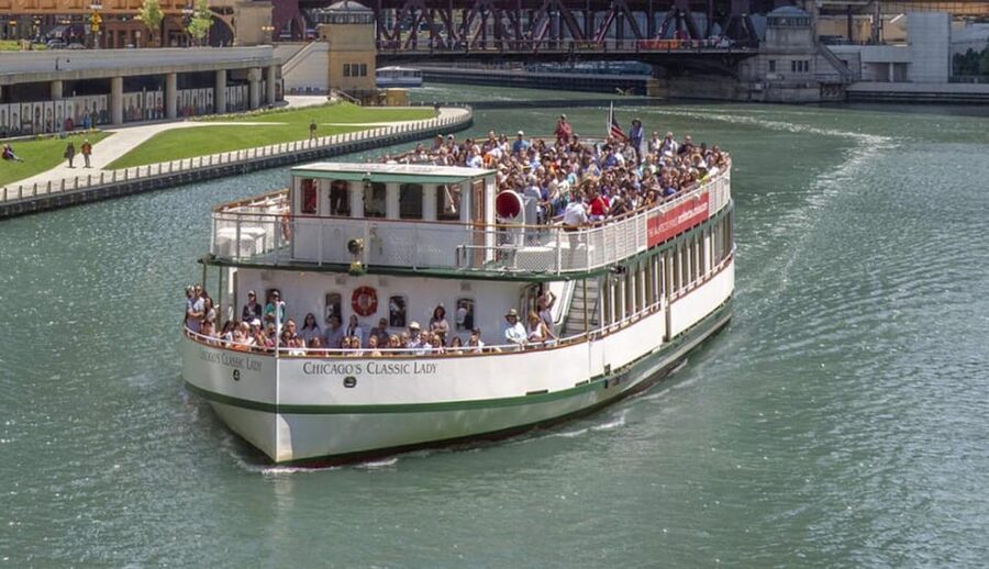Chicago: First Lady River Cruise & Architecture Center Combo - The Architecture Center follow-up visit