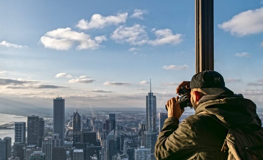 Chicago: Guided Tour with Architecture River Cruise - Your guide can make or break the experience