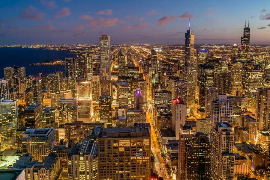 Chicago Night Driving Tour with Skydeck and River Cruise - Downtown pickup and the small-group minivan