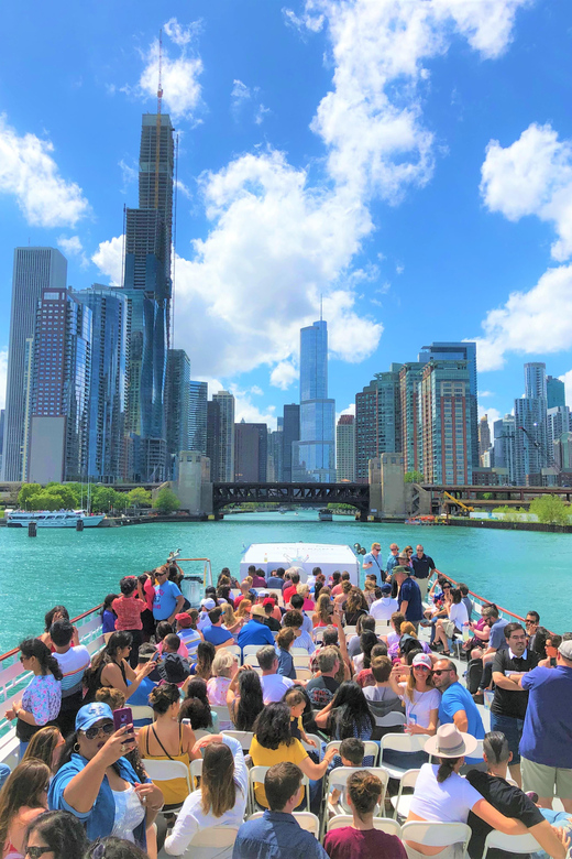 Chicago River: 90-Min Architecture Boat Tour - Key points at a glance