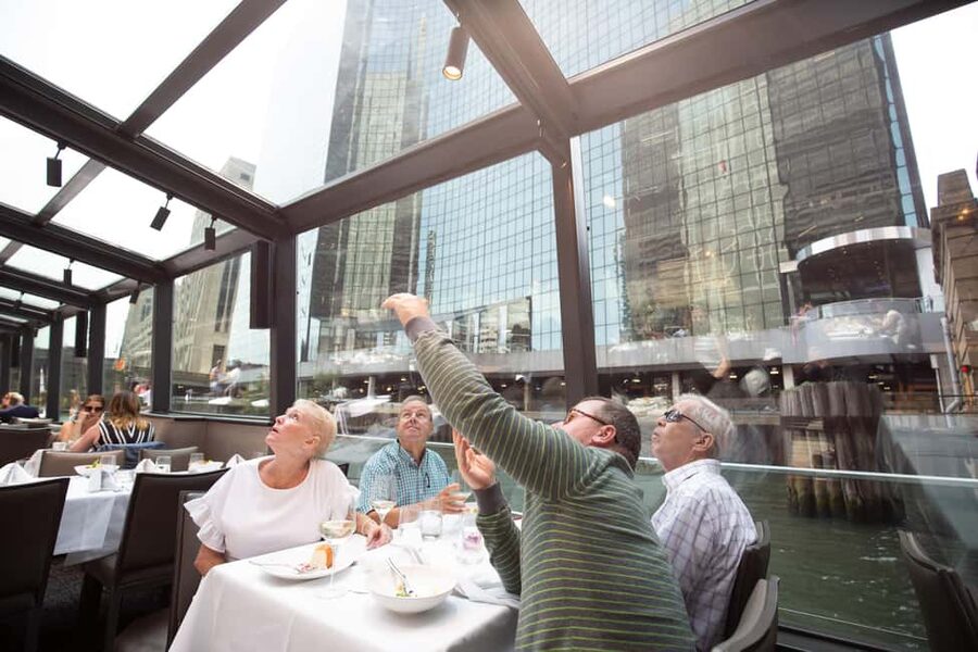City Cruises Chicago: Brunch, Lunch, or Dinner River Cruise - From Union Station to the West Loop towers