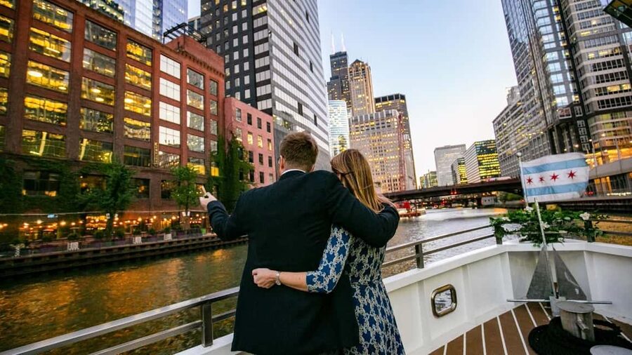 City Cruises Chicago: Brunch, Lunch, or Dinner River Cruise - The three-course meal and bar