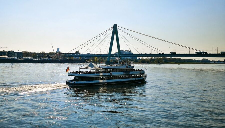 Cologne: Top Sights Rhine River Cruise - Skyline Tour - Key points at a glance