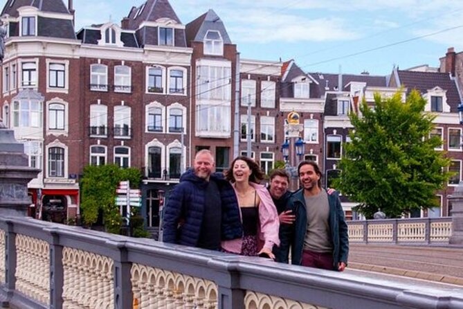 Combo Ticket: Xtracold Icebar Amsterdam and 1-Hour Canal Cruise - Who will enjoy this most