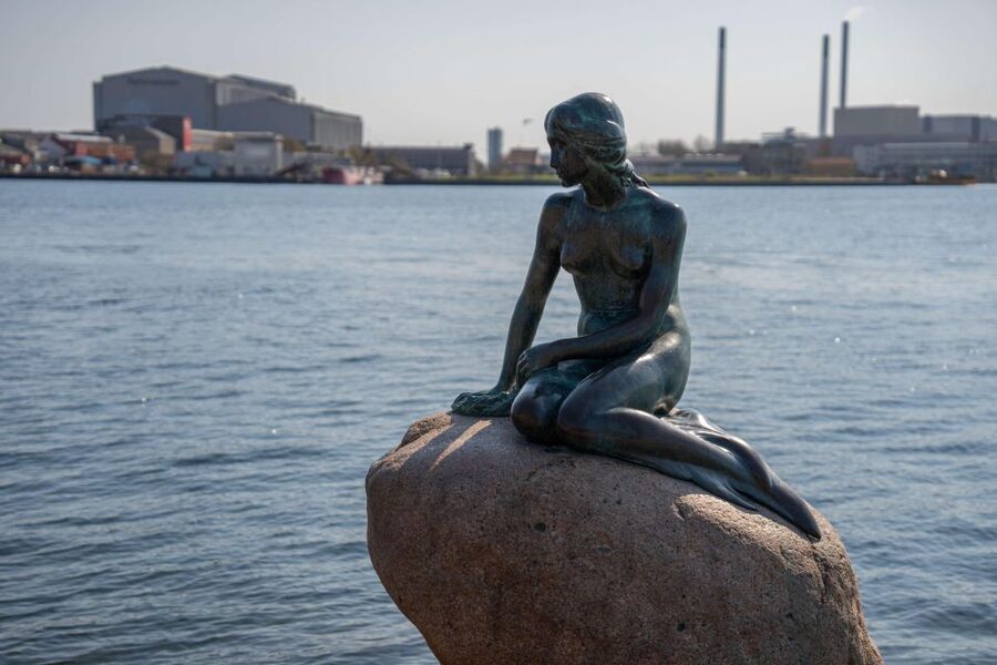 Copenhagen: Canal Boat Cruise & Old Town/Nyhavn Walking Tour - Is $274 per person good value?