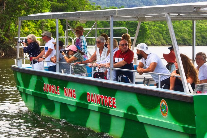 Daintree River Cruise - What happens during the one-hour boat trip