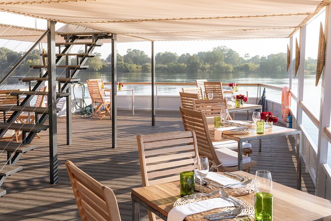 Dinner Cruise on the Zambezi River - Five things to know before you book
