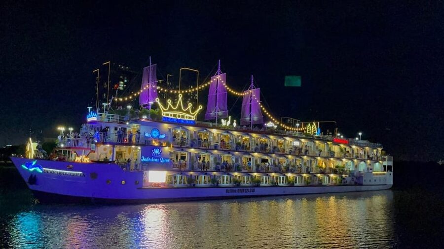 Dinner on Cruise on Saigon River - Setting out from central Ho Chi Minh City