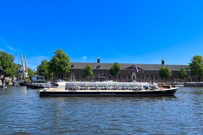 Discover Amsterdam: Luxury Canal Cruise with a Local Skipper - Comfort, drinks, and the practical details