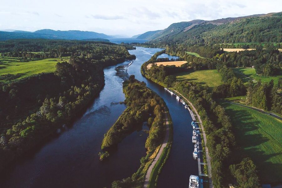 Dochgarroch: Loch Ness and Caledonian Canal 2-Hour Cruise - Access, parking, and the trip from Inverness