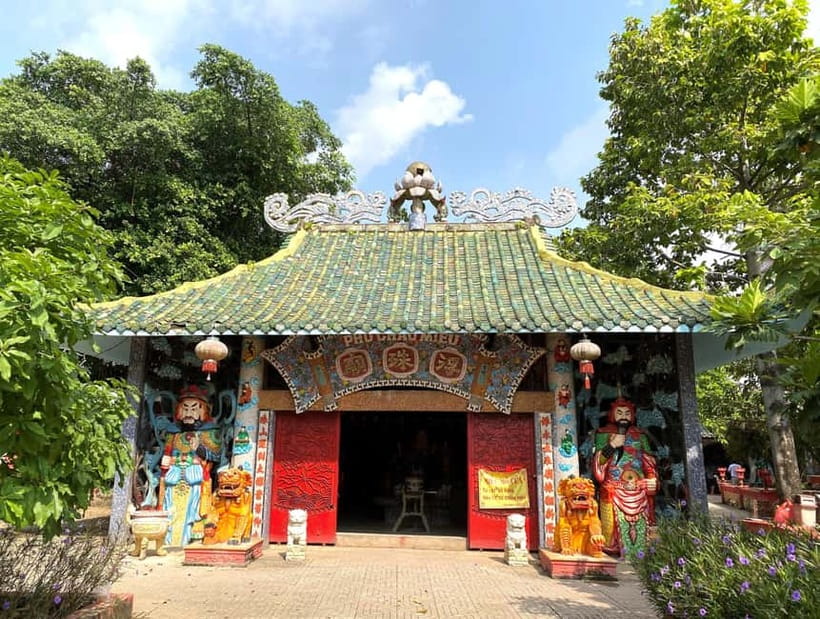 Dragon Floating Temple & Simulate Mekong Island by SpeedBoat - Who will enjoy this half-day outing?