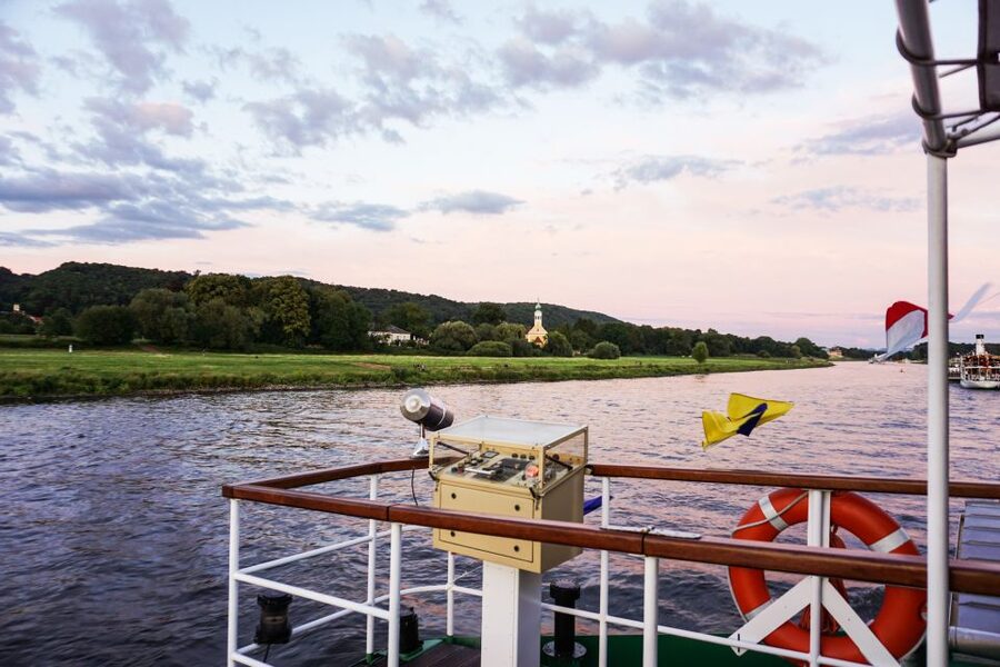 Dresden: Elbe River Cruise to Pillnitz Castle - Comfort, service, and the practical details