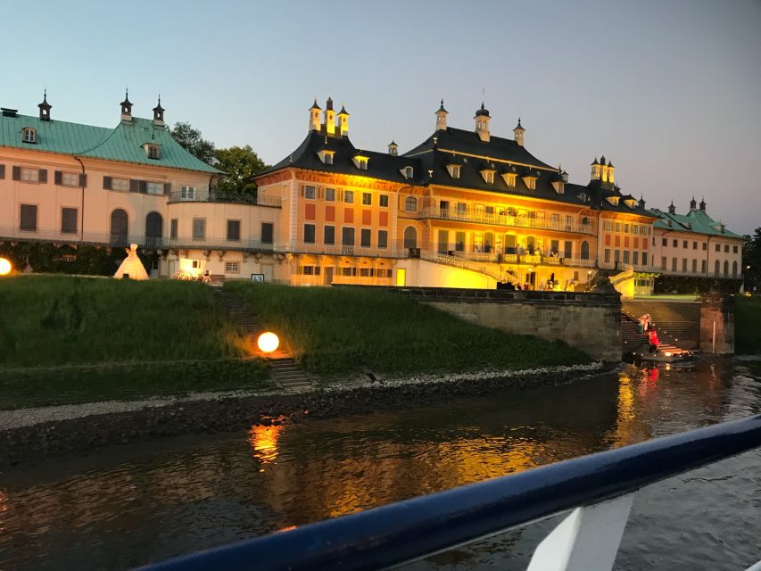 Dresden: Evening River Cruise with Dinner - Weather, Visibility, and What to Wear