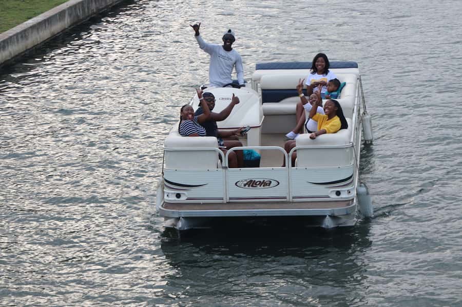 Durban Point Waterfront: Luxury Canal Boat Cruise - Practical comfort, heat, and seating