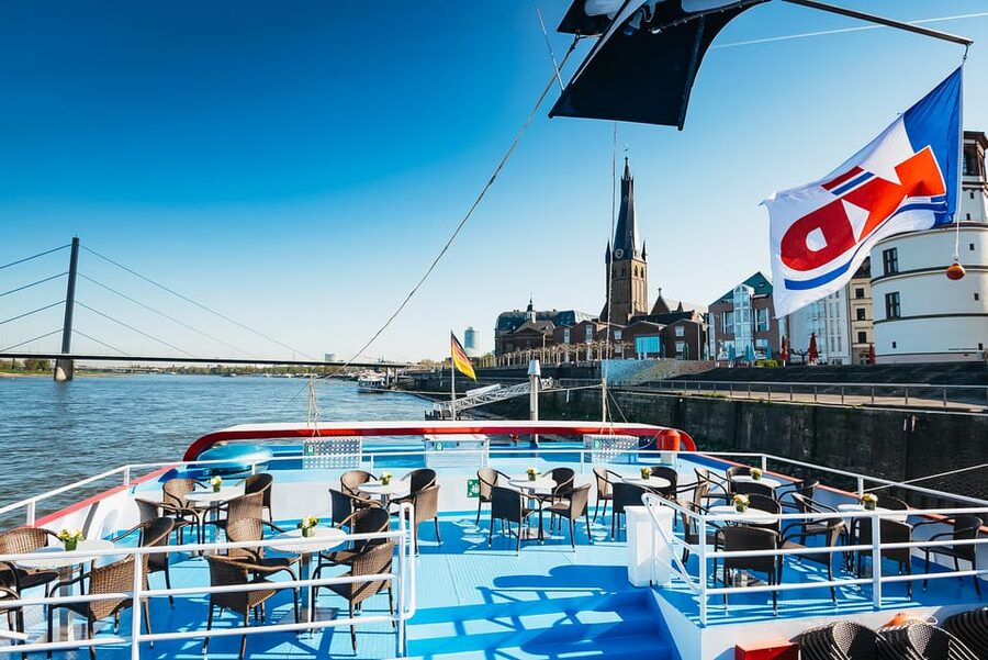 Düsseldorf: City Sightseeing Cruise on the Rhine - Who should book this Rhine cruise?