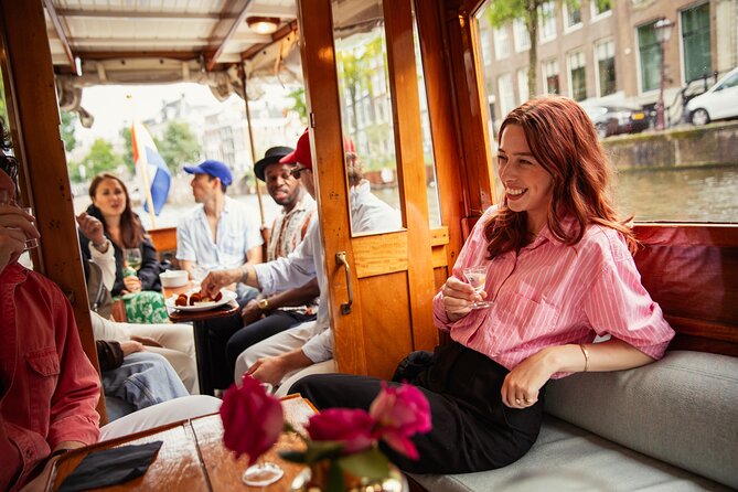 Eating Amsterdam: Food Tour & Canals Cruise - A food tour rooted in the Jordaan
