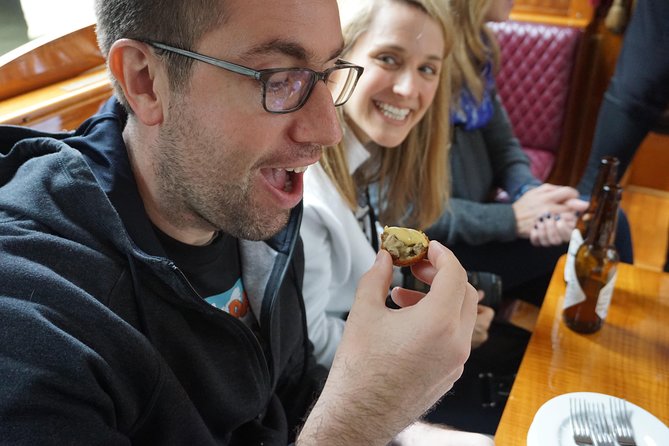 Eating Amsterdam: Food Tour & Canals Cruise - Four Goudas in a classic brown café
