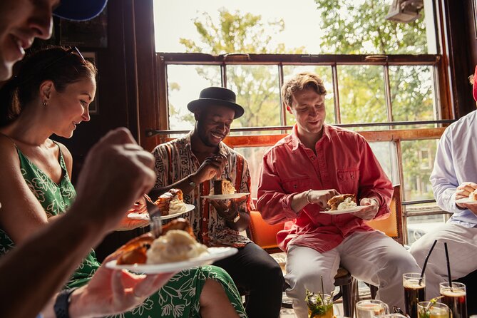 Eating Amsterdam: Food Tour & Canals Cruise - Papeneiland and Amsterdam’s famous apple pie