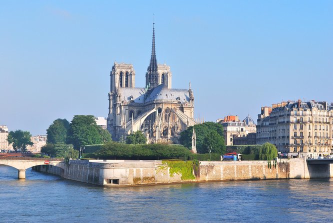 Eiffel Tower Summit Option with Seine River Cruise and City Tour - Who will appreciate this Paris package?