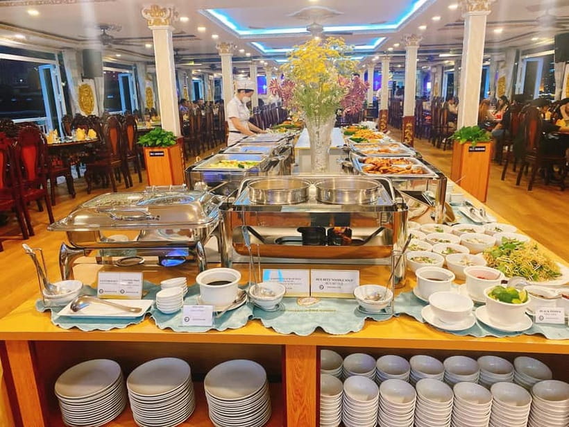 Experience Dinner On Luxury Cruise Along Saigon River - Live music and Flamenco dancing onboard