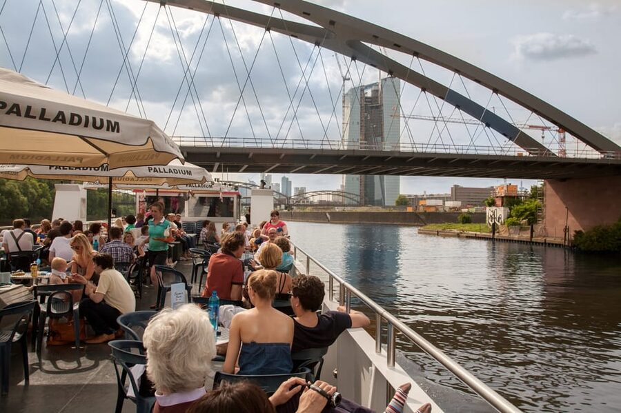 Frankfurt: 1-Hour Panorama Boat Cruise on the river Main - A closer look at the cruise route