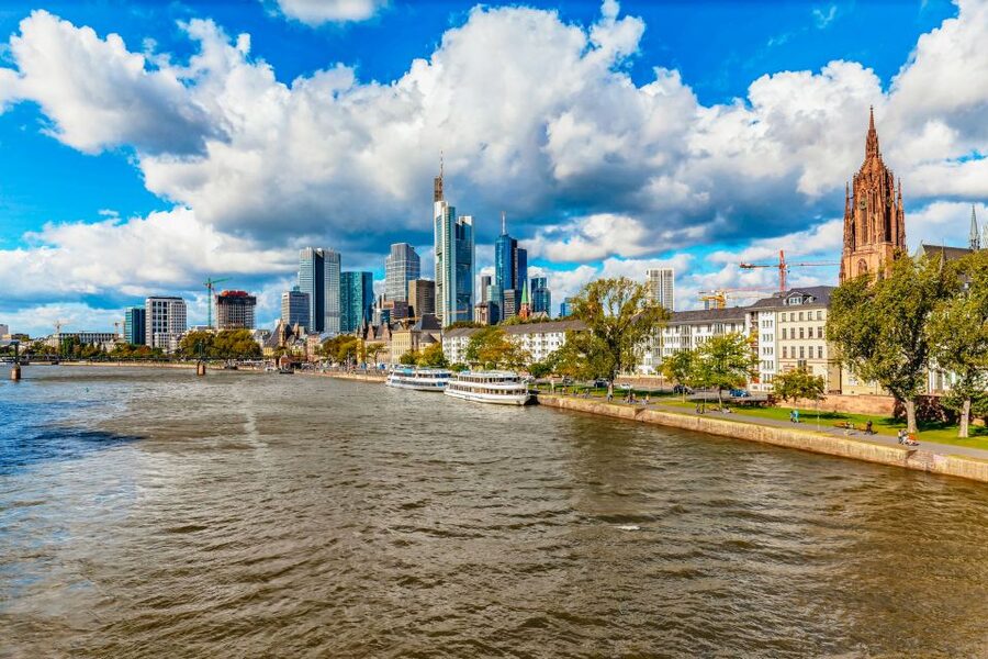 Frankfurt: River Main Sightseeing Cruise with Commentary - Key things to know before boarding