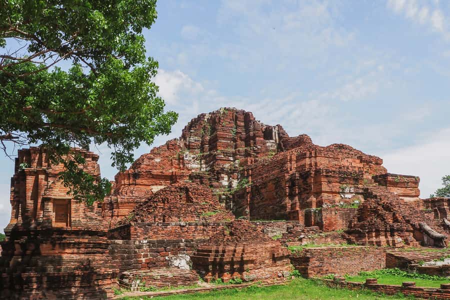 From Bangkok: Ayutthaya Day Tour by Bus with River Cruise - Guides make the difference
