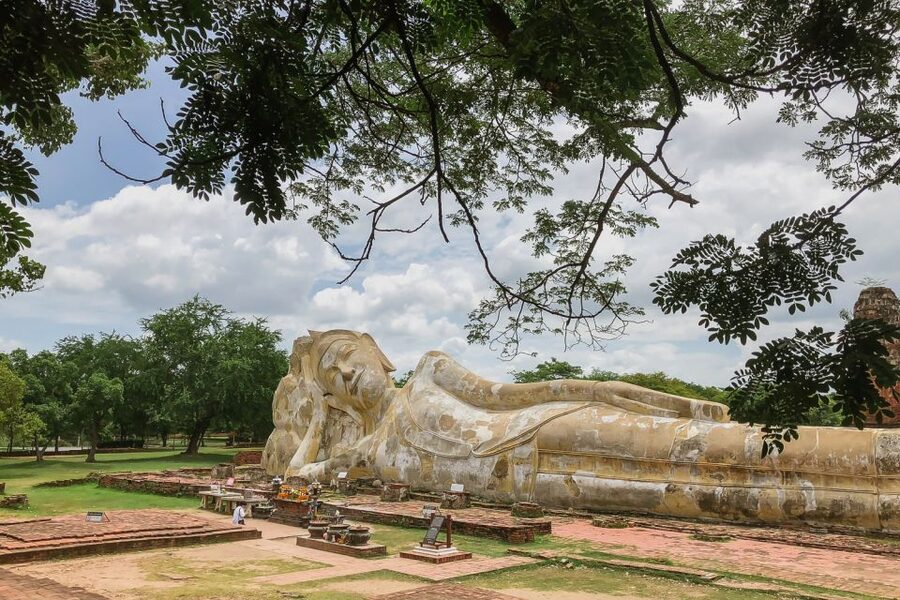 From Bangkok: Ayutthaya Day Tour by Bus with River Cruise - Wat Lokaya Sutha and the 42-meter reclining Buddha