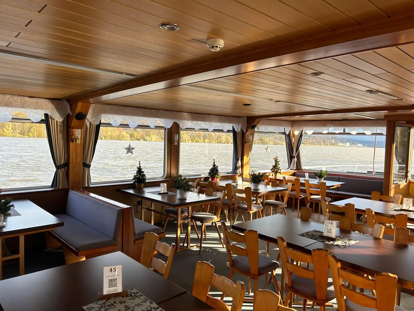 From Bonn: Christmassy Advent Cruise on the Rhine - The Siebengebirge provides the big natural view