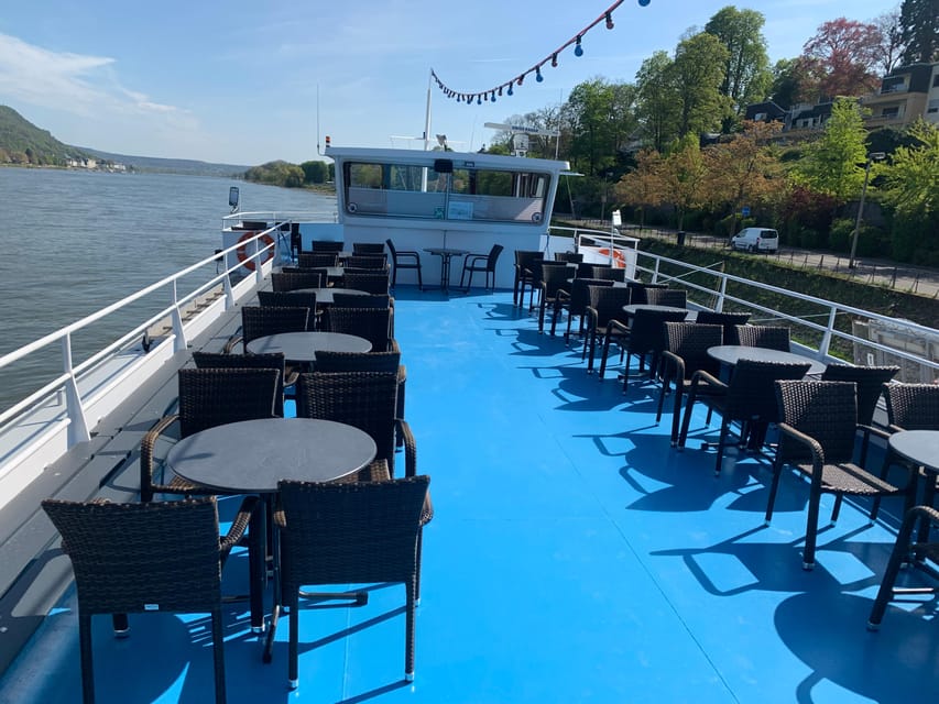 From Bonn: Christmassy Advent Cruise on the Rhine - Language, service, and family appeal