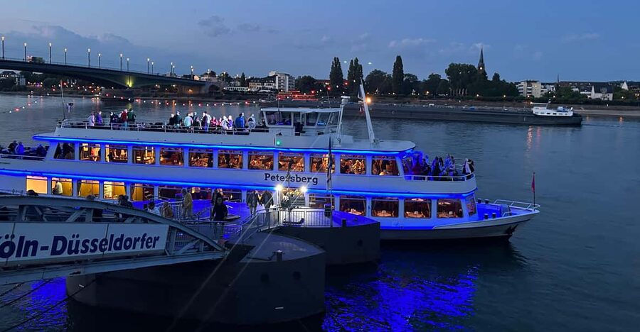 From Bonn: Christmassy Advent Cruise on the Rhine - Boarding the festively decorated Petersberg ship