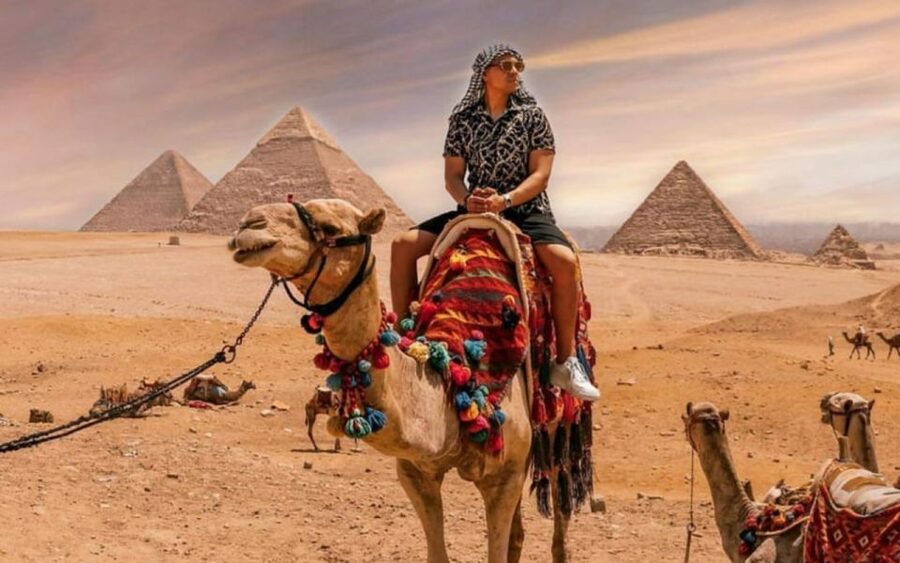 From Cairo: 8-Day Tour to Luxor and Aswan with Nile Cruise - Day 2: Pyramids, museums, churches, and the old bazaar
