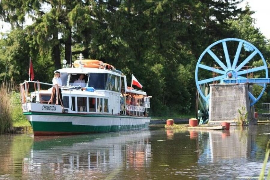 From Gdansk: Elblag Canal Boat Cruise - Who should book this canal experience