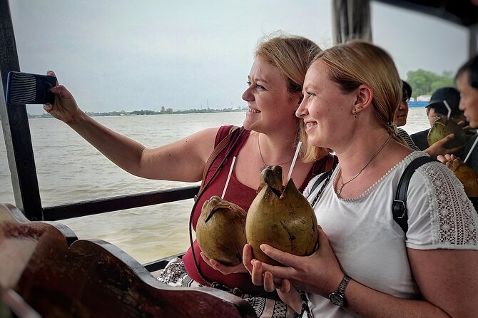 From Ho Chi Minh City: Discover Mekong Delta & Coconut Village - Lunch and dietary needs
