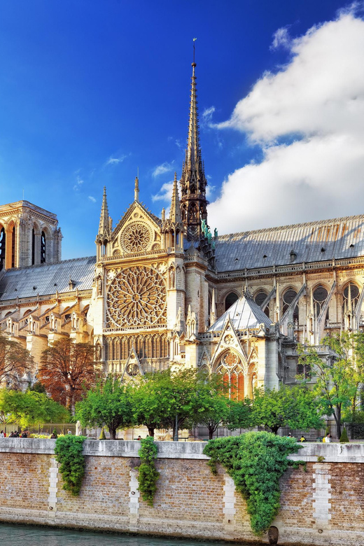 From Le Havre: Deluxe Paris Tour with Seine River Cruise - What the $222 price really buys