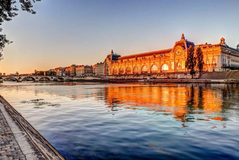From Le Havre: Deluxe Paris Tour with Seine River Cruise - A quick look at Paris by coach
