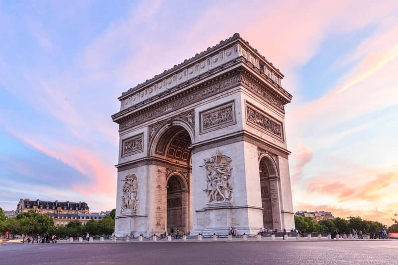 From Le Havre: Deluxe Paris Tour with Seine River Cruise - A port excursion built around the clock