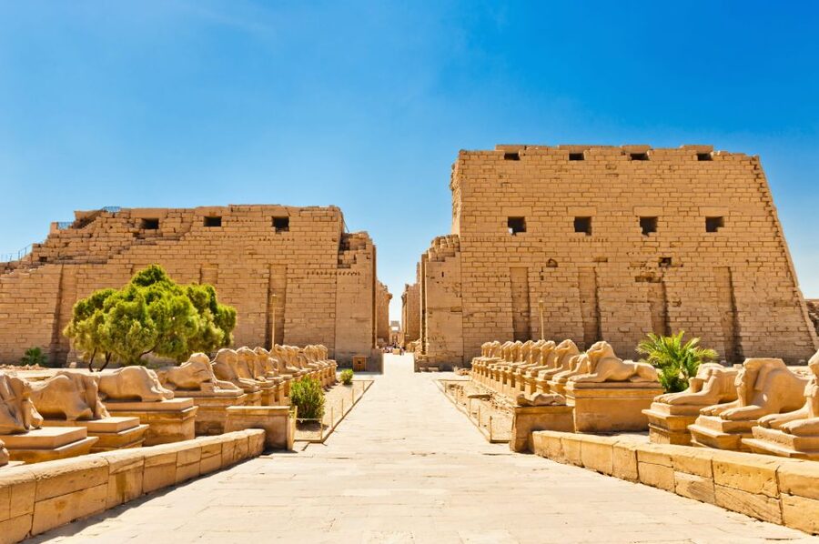 From Luxor: 3-Night Nile Cruise to Aswan and Hot Air Balloon - Day 4: Abu Simbel and the finish in Aswan