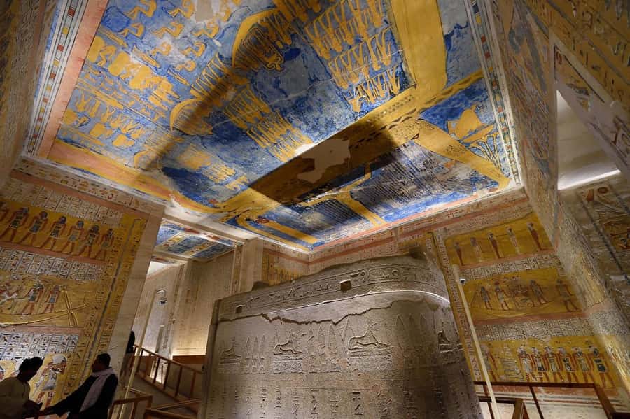 From Luxor: 5-Day Nile Cruise to Aswan with Balloon Ride - Day 3: Horus at Edfu and the double temple at Kom Ombo
