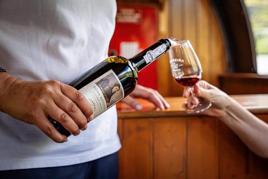 From Pinhão: Douro Valley Rabelo Boat Tour with Port Wine - Finding the pier in Pinhão