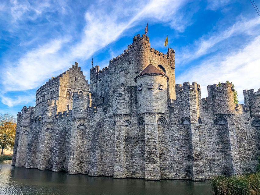Ghent: Guided Walking Tour and Canal Boat Trip - Patershol and the Castle of the Counts