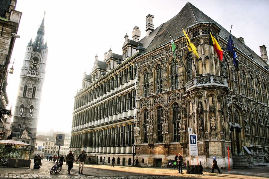 Ghent: Guided Walking Tour and Canal Boat Trip - Saint Bavo’s Cathedral and the Mystic Lamb
