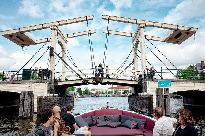 Guided Amsterdam Canal Cruise – Snacks & Drinks on board(1 Hour) - Hortus Botanicus, a green view from the canal