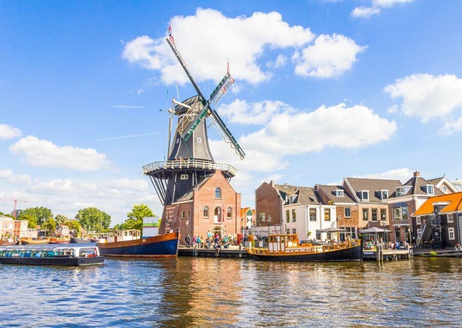 Haarlem: Sightseeing Canal Cruise through the City Center - Why a Haarlem canal cruise works so well